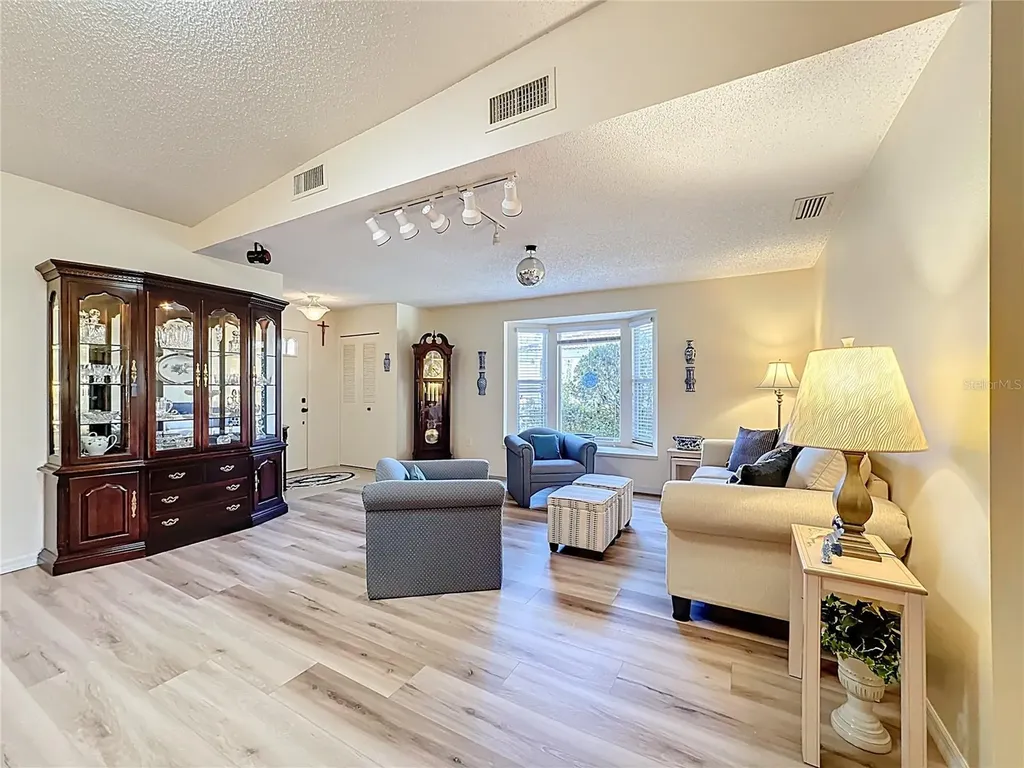 5611 Garden Lakes Drive Bradenton FL 34203