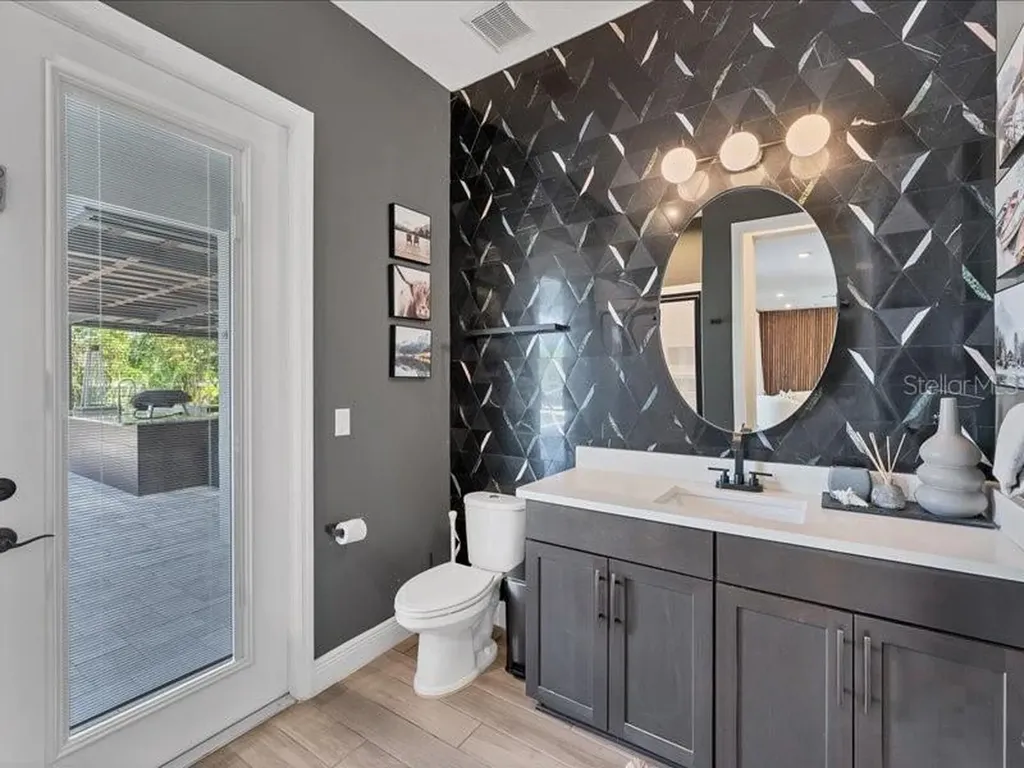 8408 Ludington Circle Orlando FL 32836