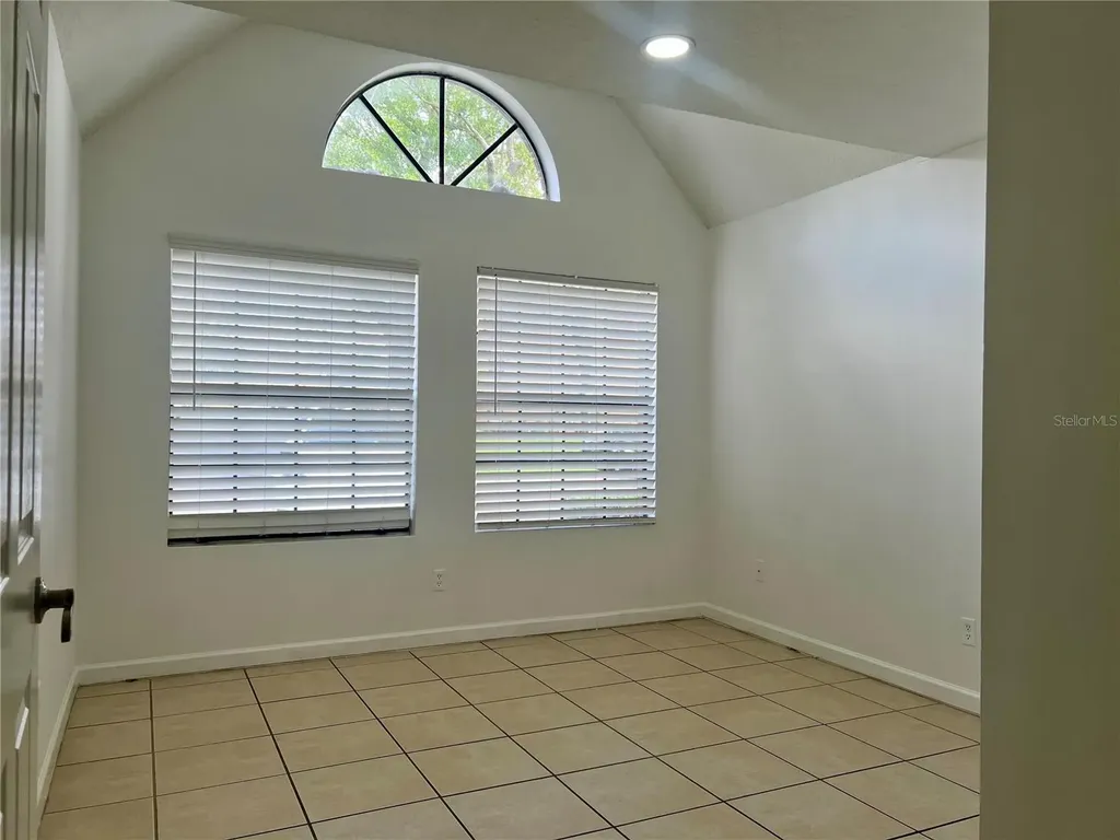 315 Lakepointe Drive Altamonte Springs FL 32701