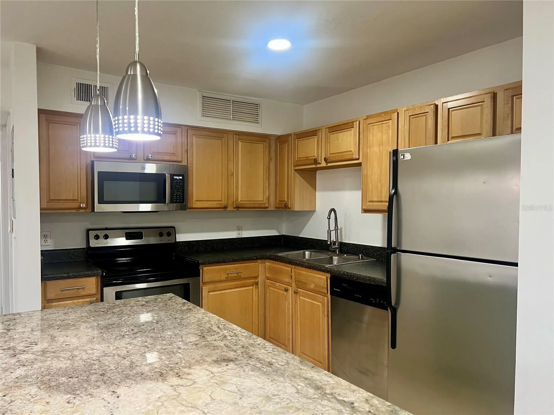 315 Lakepointe Drive Altamonte Springs FL 32701