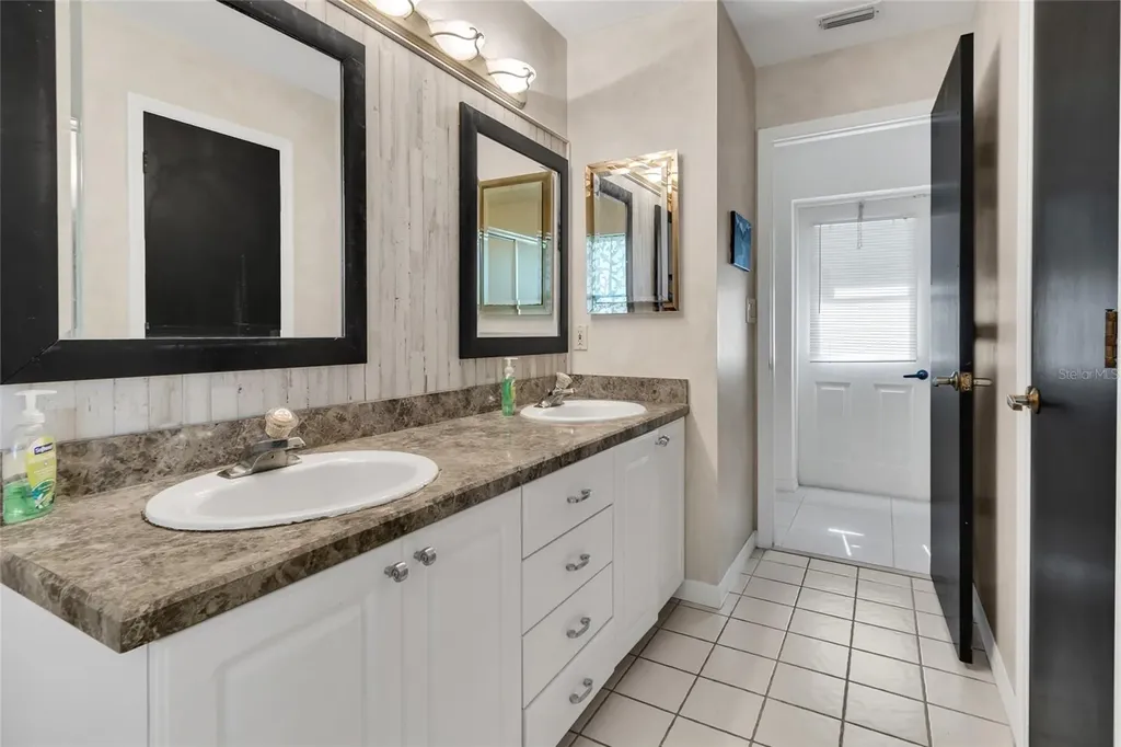 8021 Moonlight Lane New Port Richey FL 34654