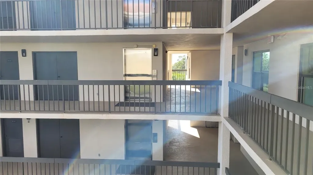 1806 Mariner Drive Tarpon Springs FL 34689