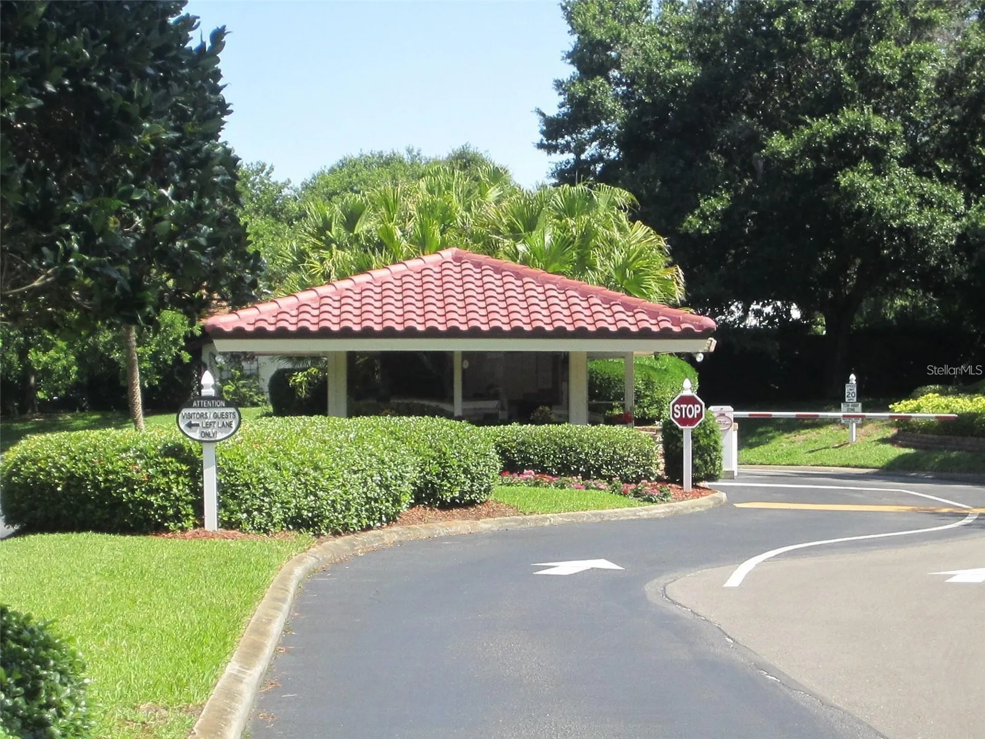1806 Mariner Drive Tarpon Springs FL 34689