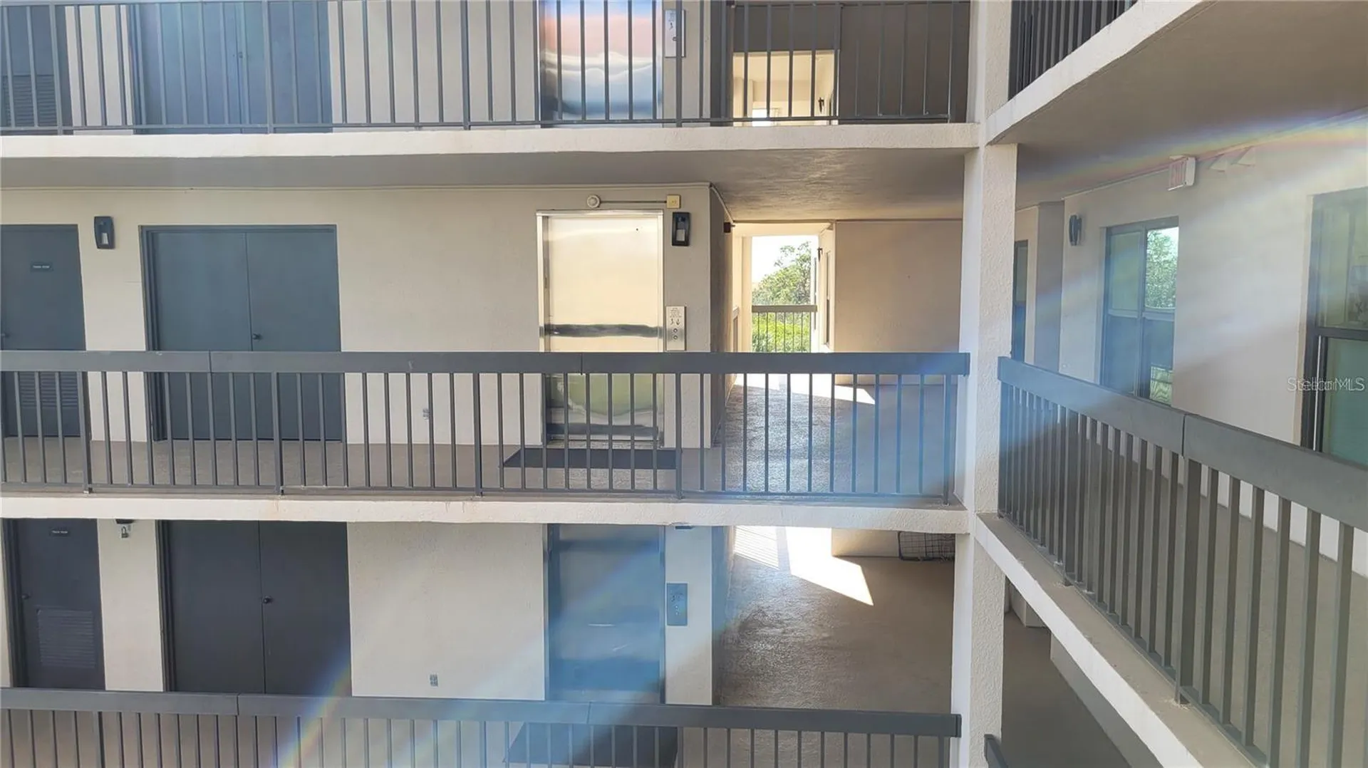 1806 Mariner Drive Tarpon Springs FL 34689