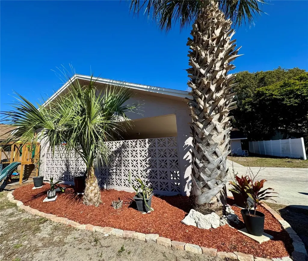 7116-7118 Green Street New Port Richey FL 34652