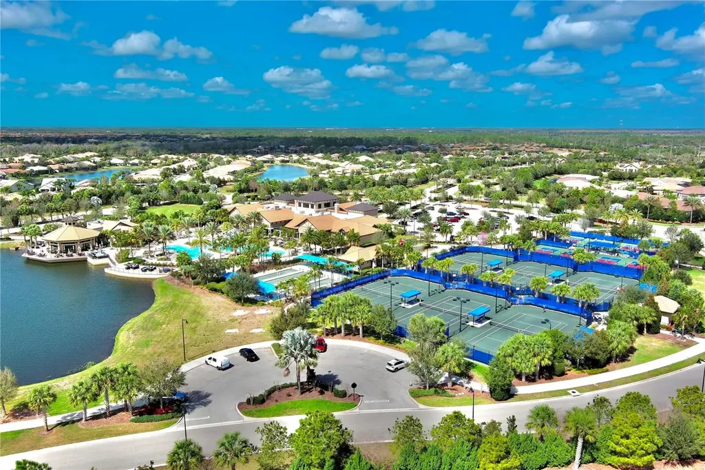 17631 Camden Drive Bradenton FL 34202