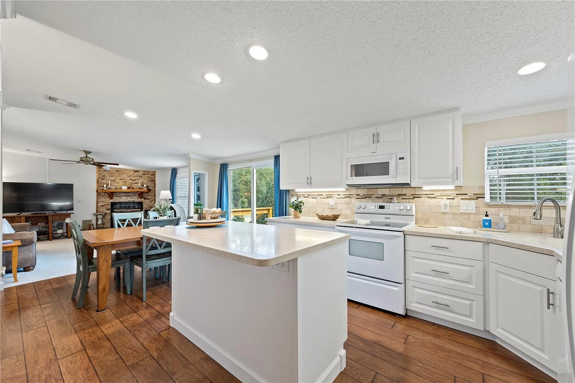 9972 SW County Road 240 Lake City FL 32024
