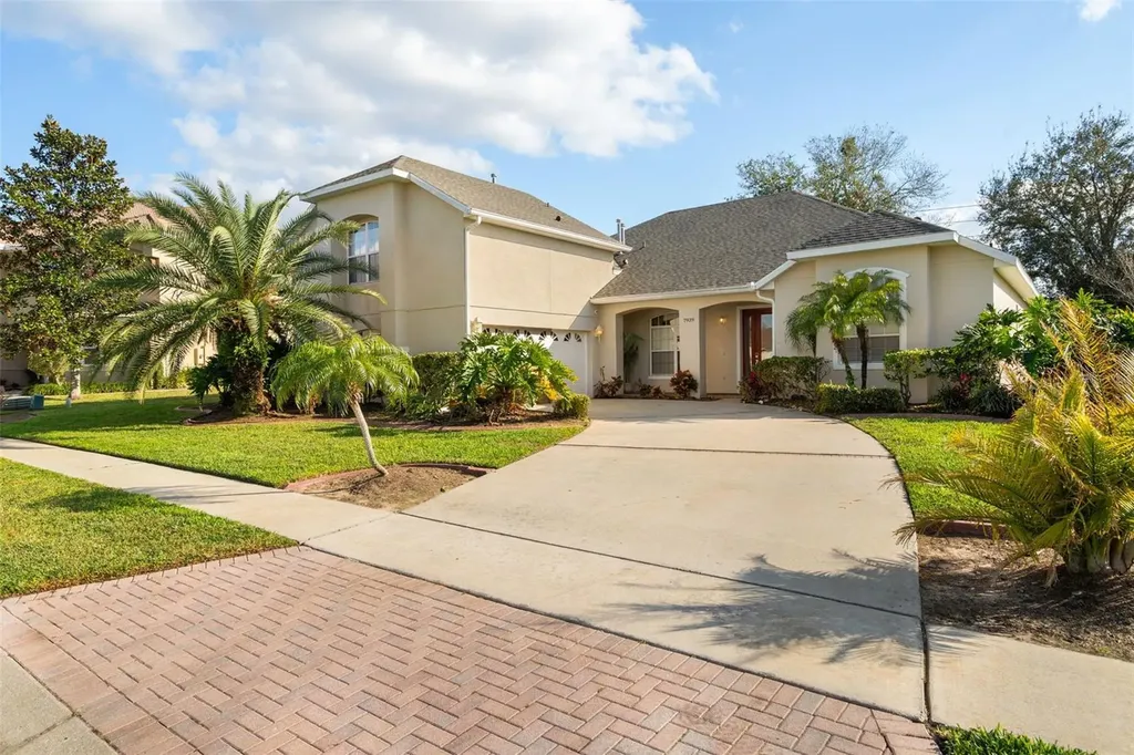 7939 Sea Pearl Circle Kissimmee FL 34747