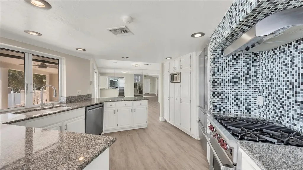 120 Sands Point Drive Tierra Verde FL 33715