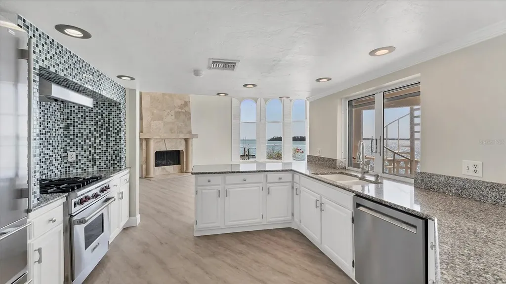 120 Sands Point Drive Tierra Verde FL 33715