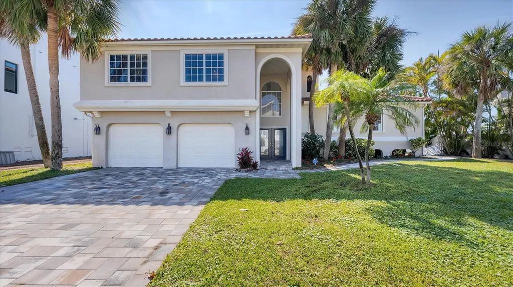 120 Sands Point Drive Tierra Verde FL 33715