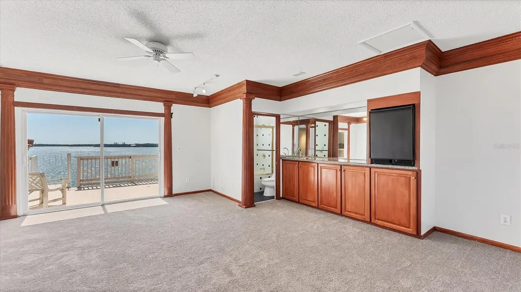 120 Sands Point Drive Tierra Verde FL 33715