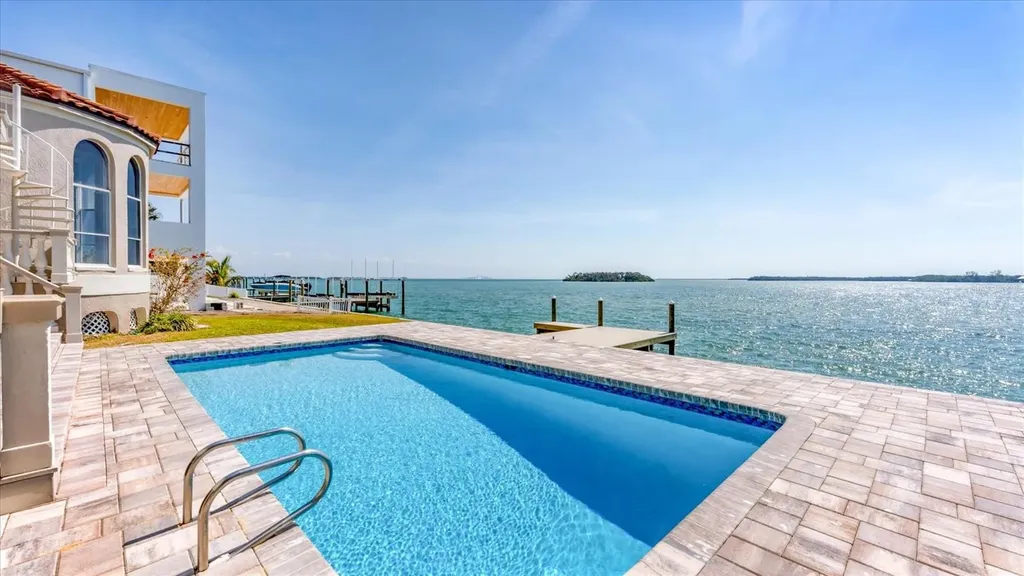 120 Sands Point Drive Tierra Verde FL 33715