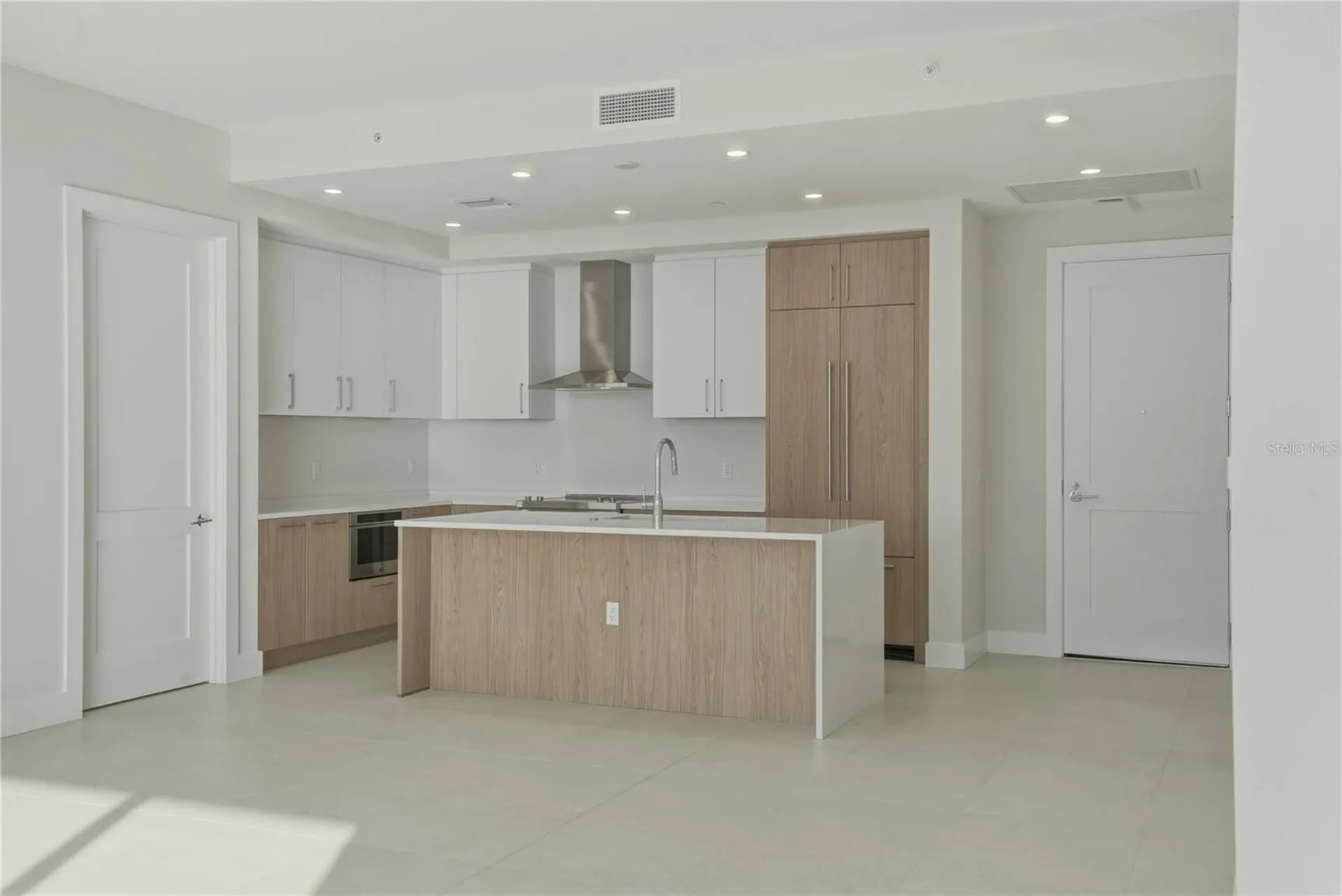 275 1st Avenue S St Petersburg FL 33701