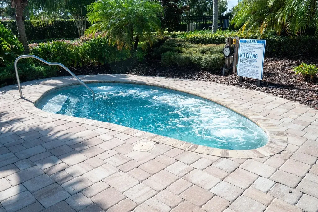 1301 Gleneagles Lane Davenport FL 33896