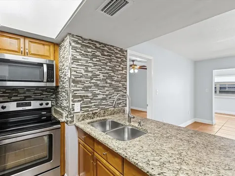 4712 Marine Parkway New Port Richey FL 34652