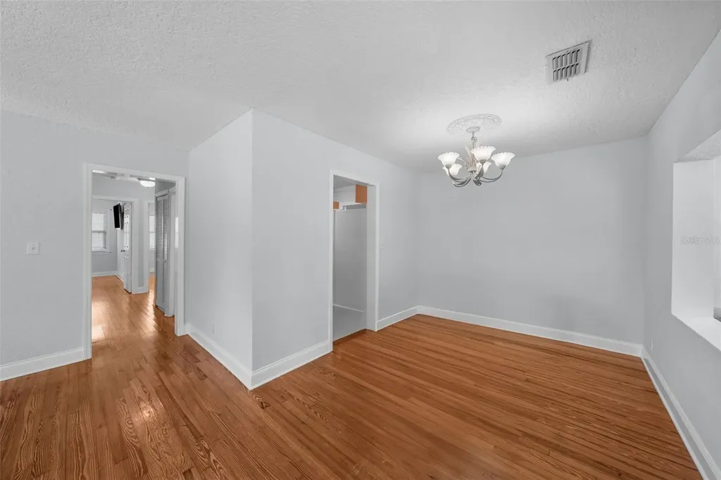 814 W Indiana Avenue Tampa FL 33603