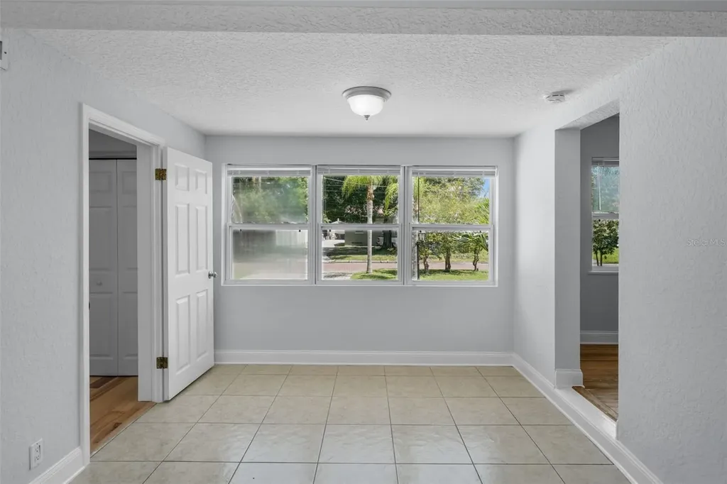 814 W Indiana Avenue Tampa FL 33603