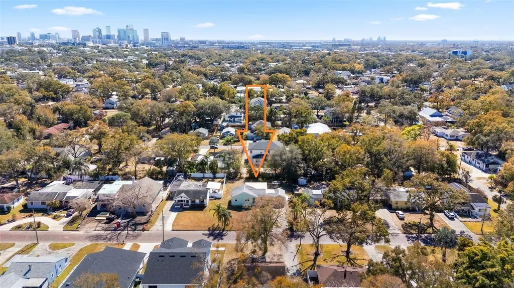 814 W Indiana Avenue Tampa FL 33603
