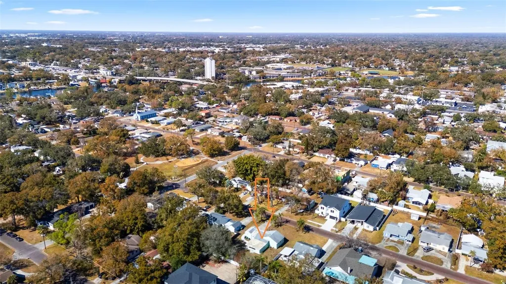 814 W Indiana Avenue Tampa FL 33603