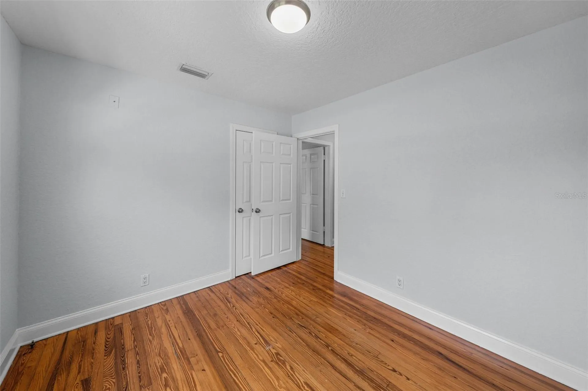 814 W Indiana Avenue Tampa FL 33603