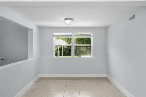 814 W Indiana Avenue Tampa FL 33603