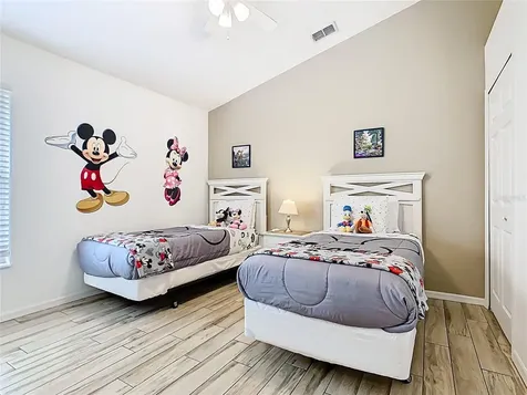 512 Viola Drive Davenport FL 33837