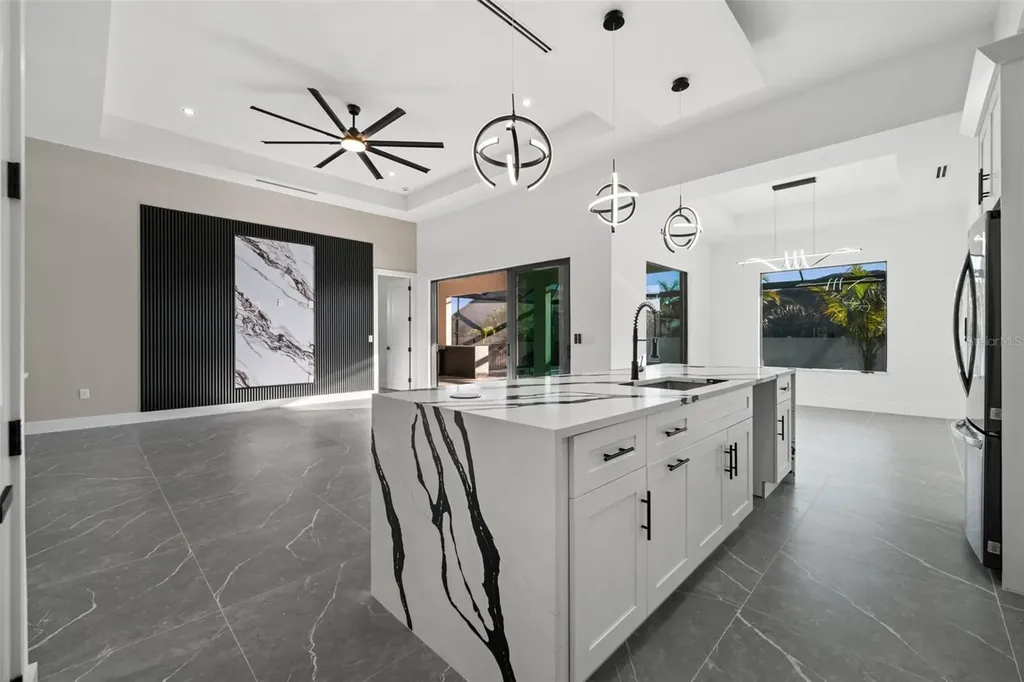 109 SW 37th Place Cape Coral FL 33991