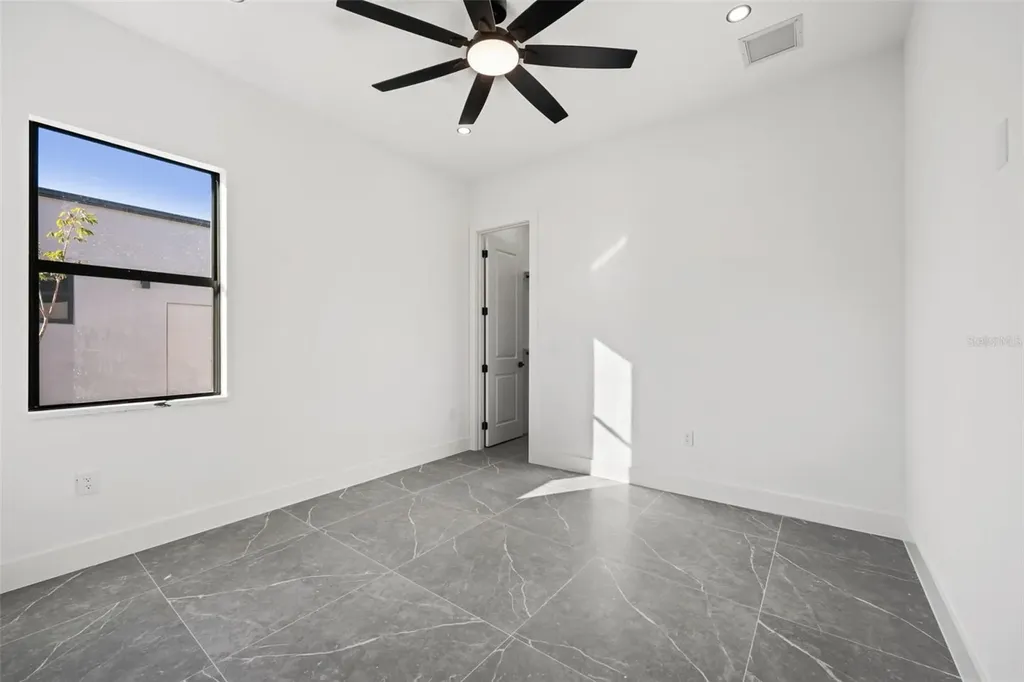 109 SW 37th Place Cape Coral FL 33991