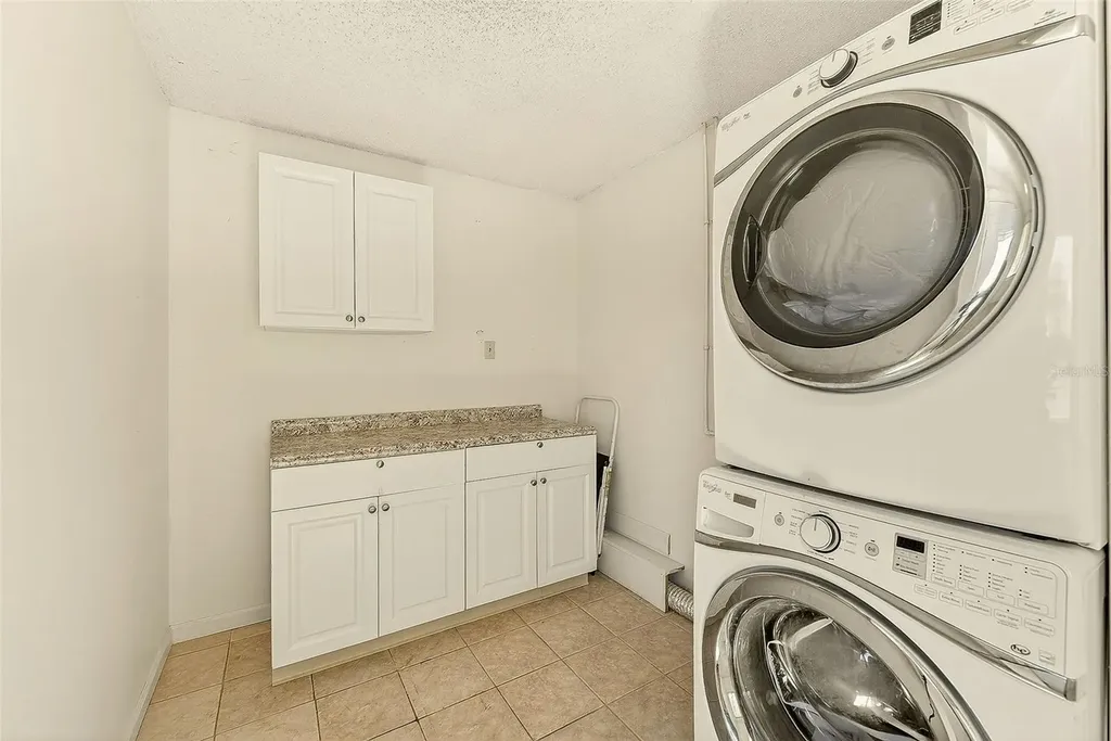 708 Tam O Shanter Avenue Sun City Center FL 33573