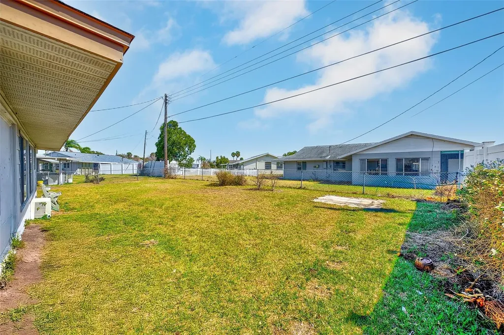 708 Tam O Shanter Avenue Sun City Center FL 33573