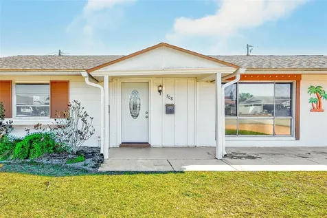 708 Tam O Shanter Avenue Sun City Center FL 33573