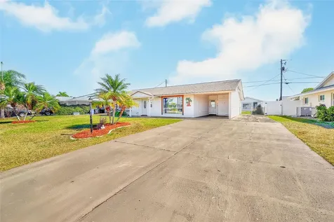 708 Tam O Shanter Avenue Sun City Center FL 33573
