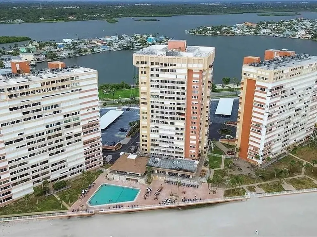 17920 Gulf Boulevard Redington Shores FL 33708