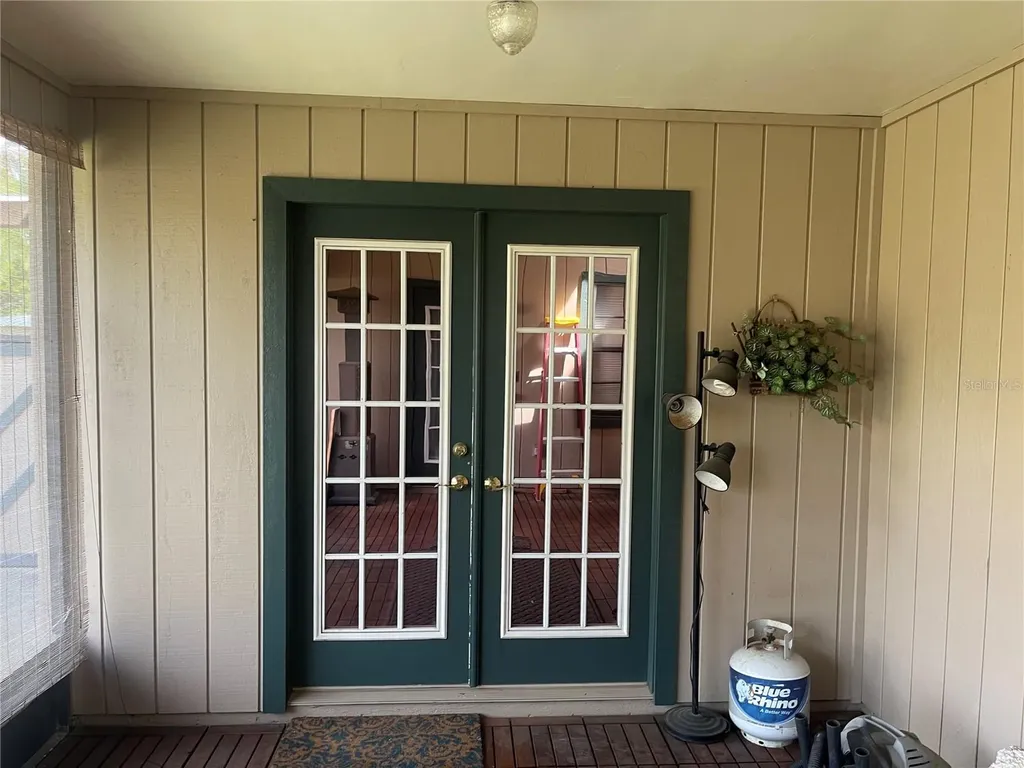 731 Roberts Avenue Deland FL 32724