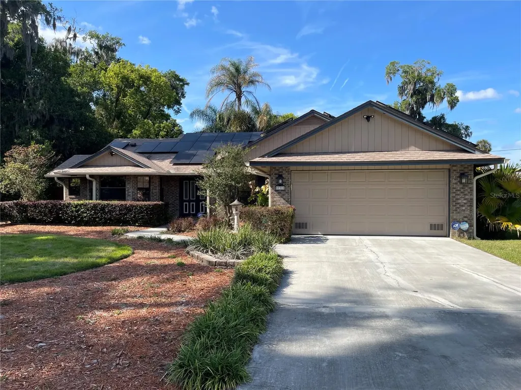 731 Roberts Avenue Deland FL 32724