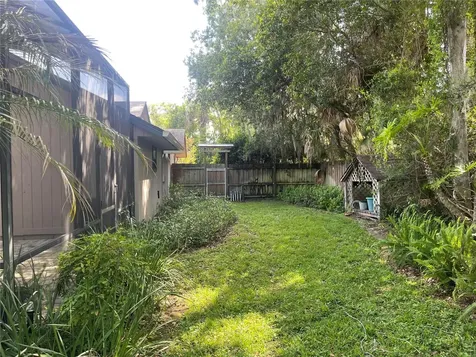 731 Roberts Avenue Deland FL 32724