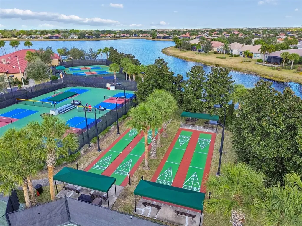 4838 Marble Springs Circle Wimauma FL 33598