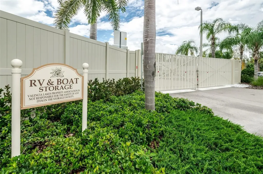 4838 Marble Springs Circle Wimauma FL 33598