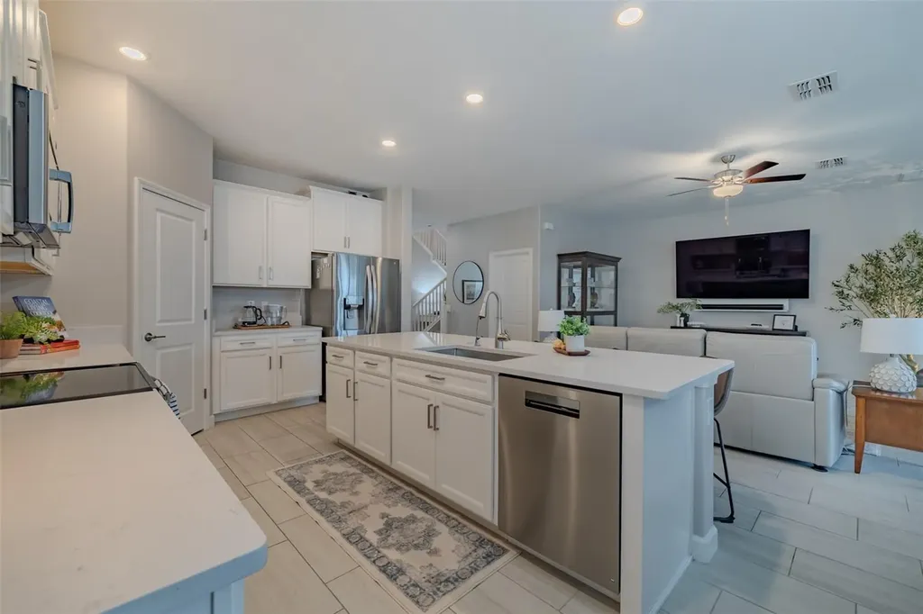 10394 Tupper Cay Drive San Antonio FL 33576