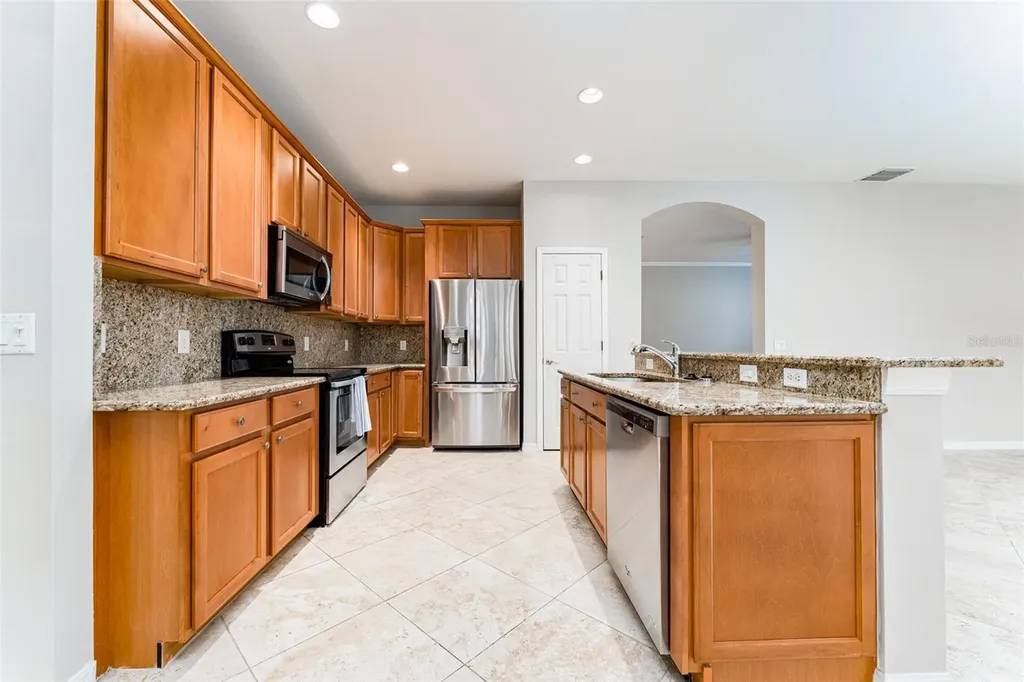 304 Silver Falls Drive Apollo Beach FL 33572