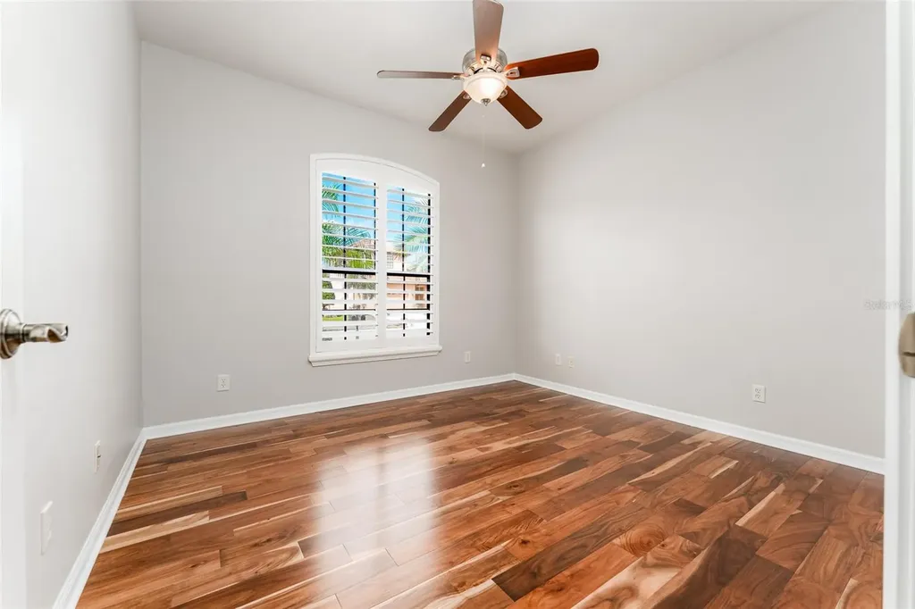 304 Silver Falls Drive Apollo Beach FL 33572