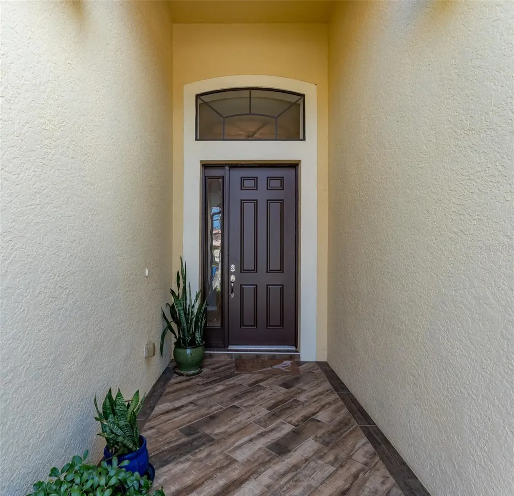 304 Silver Falls Drive Apollo Beach FL 33572