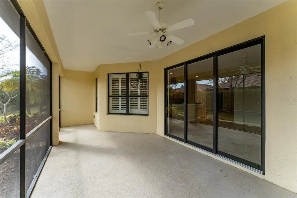 304 Silver Falls Drive Apollo Beach FL 33572