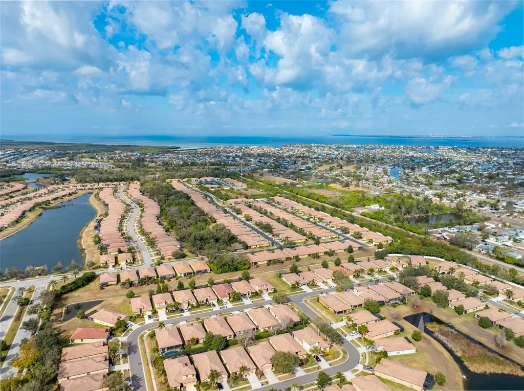 304 Silver Falls Drive Apollo Beach FL 33572