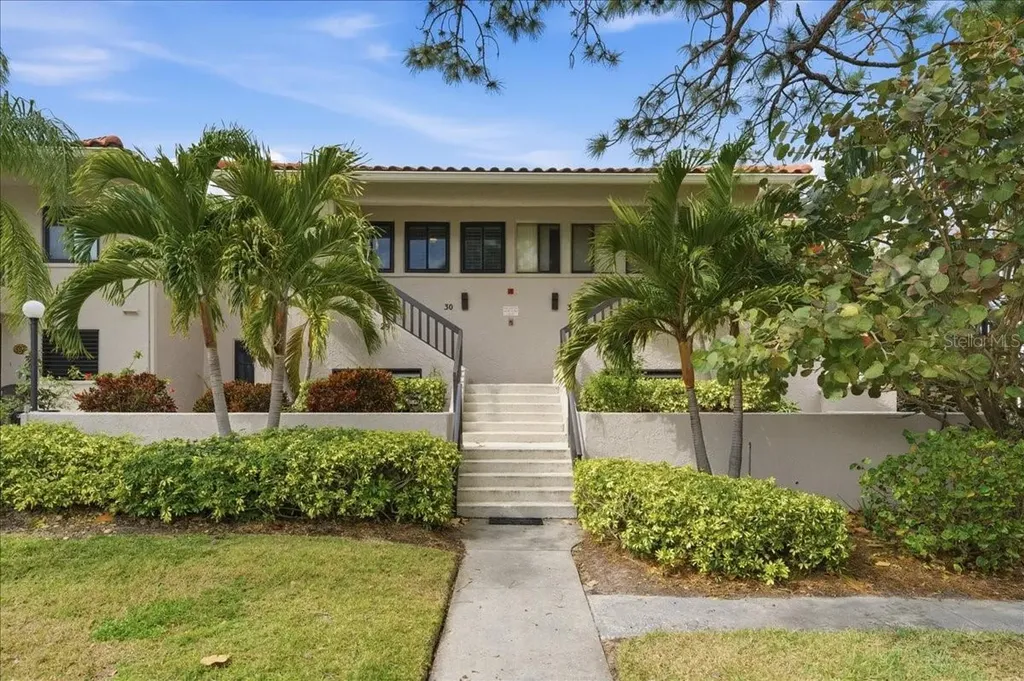 1802 Mariner Drive Tarpon Springs FL 34689