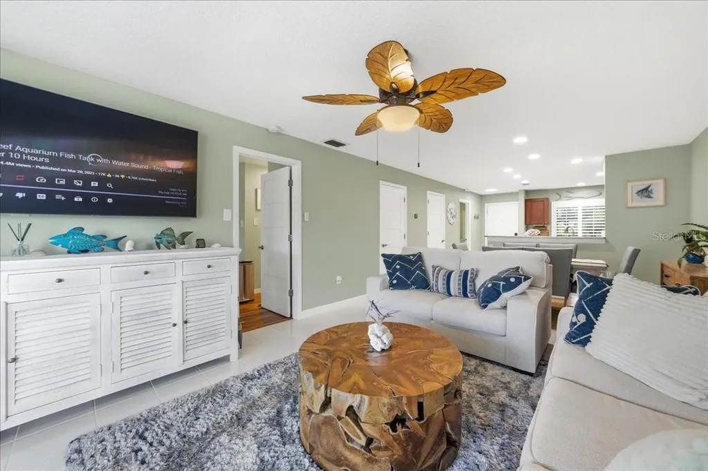 1802 Mariner Drive Tarpon Springs FL 34689