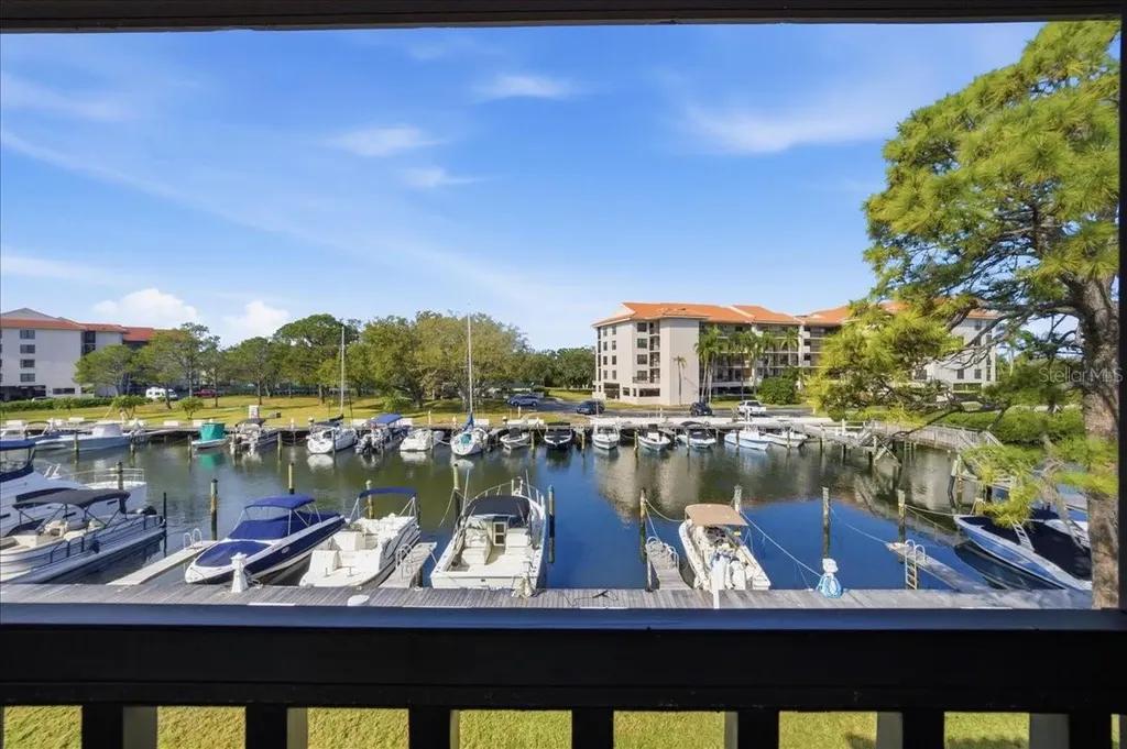 1802 Mariner Drive Tarpon Springs FL 34689
