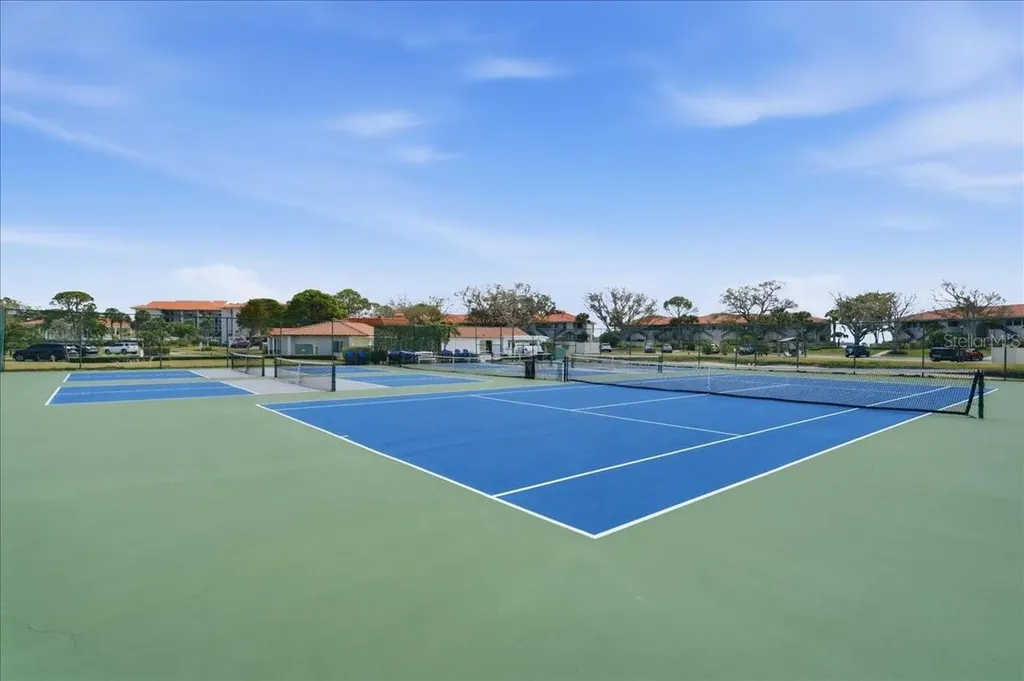 1802 Mariner Drive Tarpon Springs FL 34689