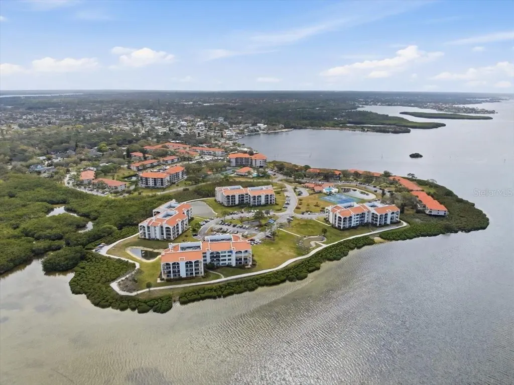 1802 Mariner Drive Tarpon Springs FL 34689